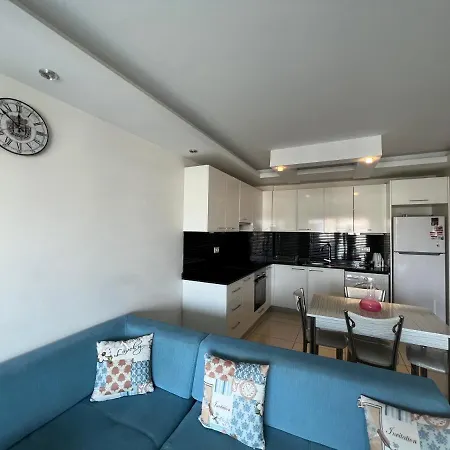 Apartment Crystal Park
